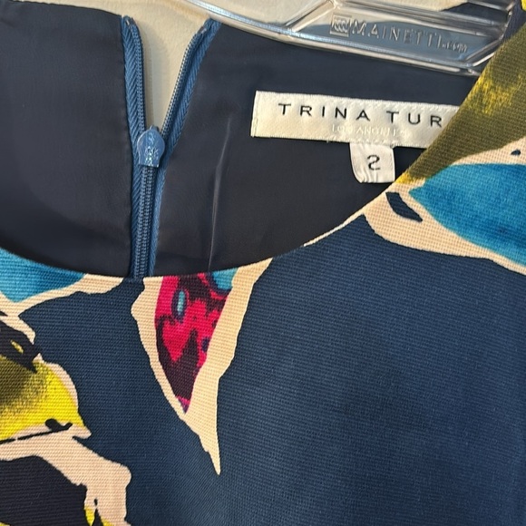 Ladies TRINA TURK FLORAL MIDI DRESS - Picture 5 of 6